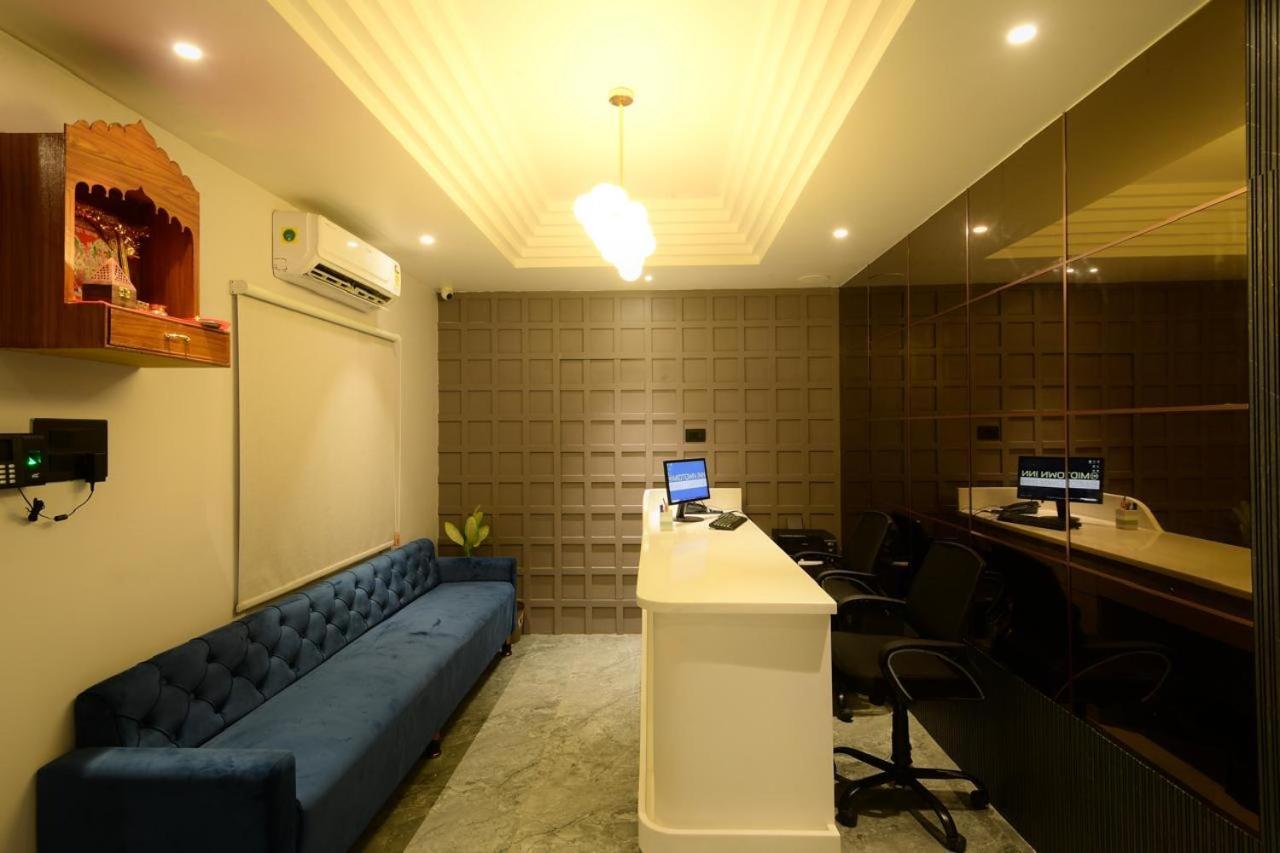 Midtown Inn กูวาฮาติ ภายนอก รูปภาพ