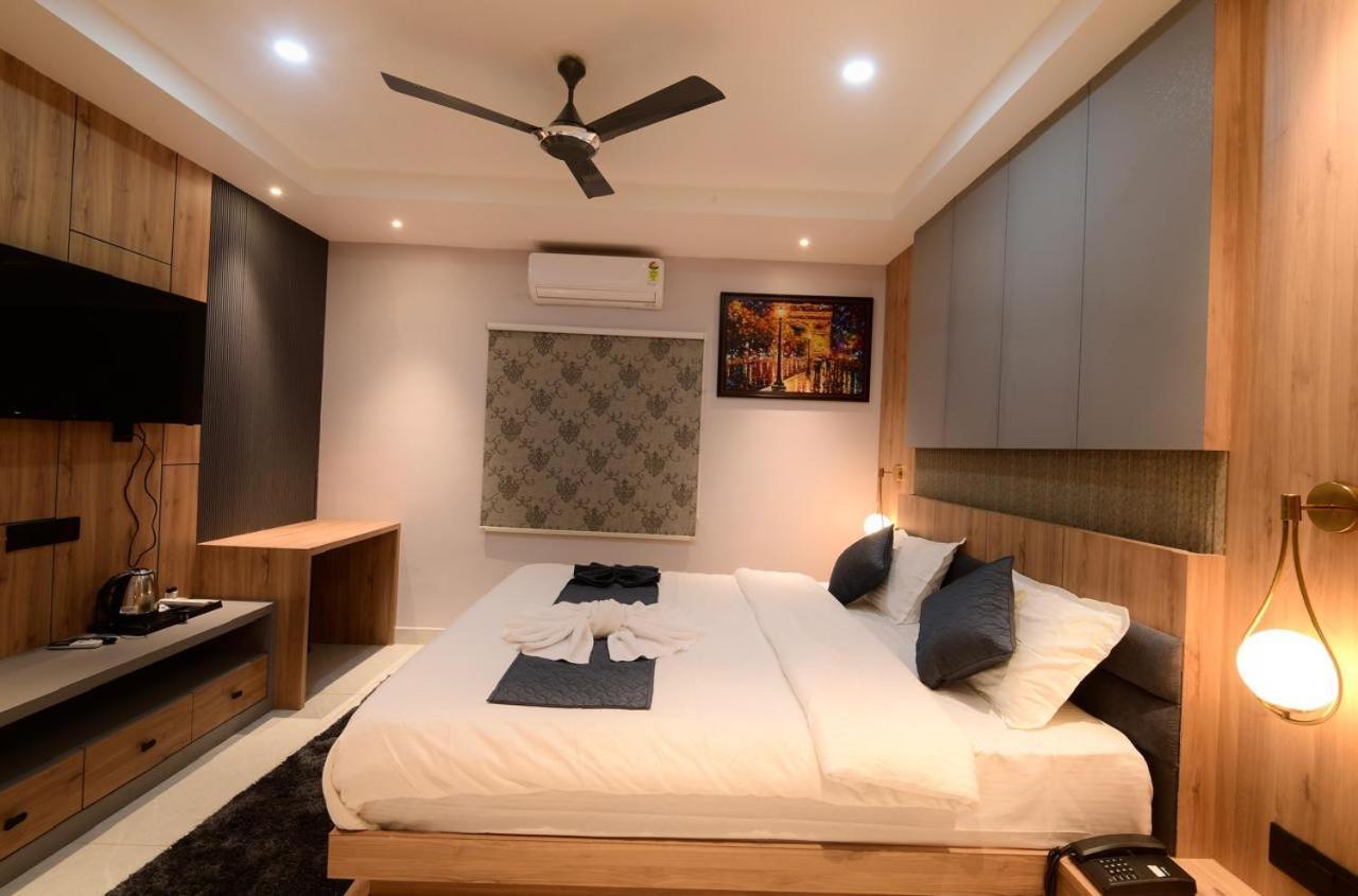 Midtown Inn กูวาฮาติ ภายนอก รูปภาพ